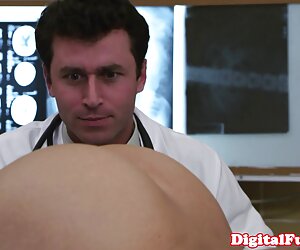 Kimberly brink erotik porn konulu corn roll tarafından büyük siyah horoz