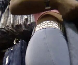 Karı koca başka bir konulu eski porno film adamla oynadı