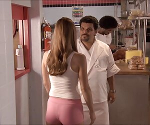 Kızlar şu alt yazılı konulu porno film anda